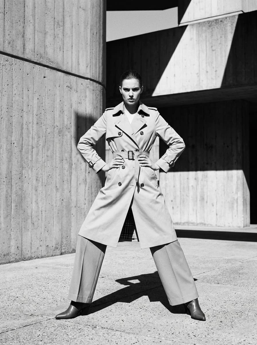 Monochrome / Black & White fashion photography example 1